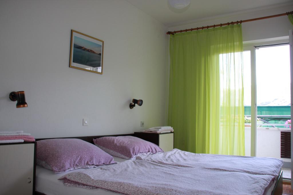 Mediterranean Oasis Apartments Baska  Exterior photo